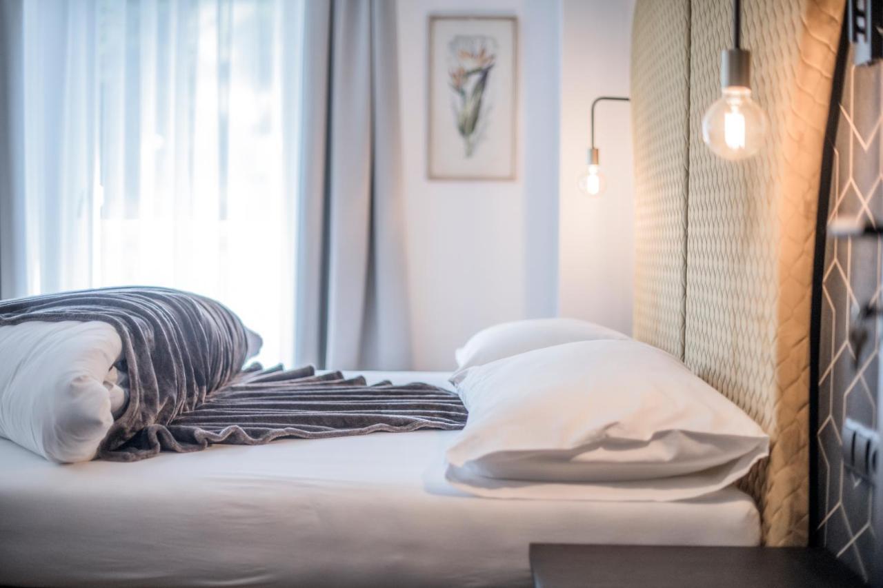 B&B Zur Traube Випитено Екстериор снимка
